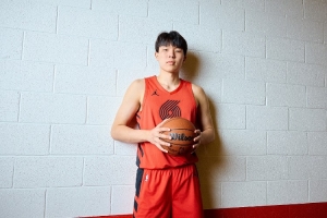 隊記：楊瀚森第一年打不好也沒關系 他才20歲&需要一個過程